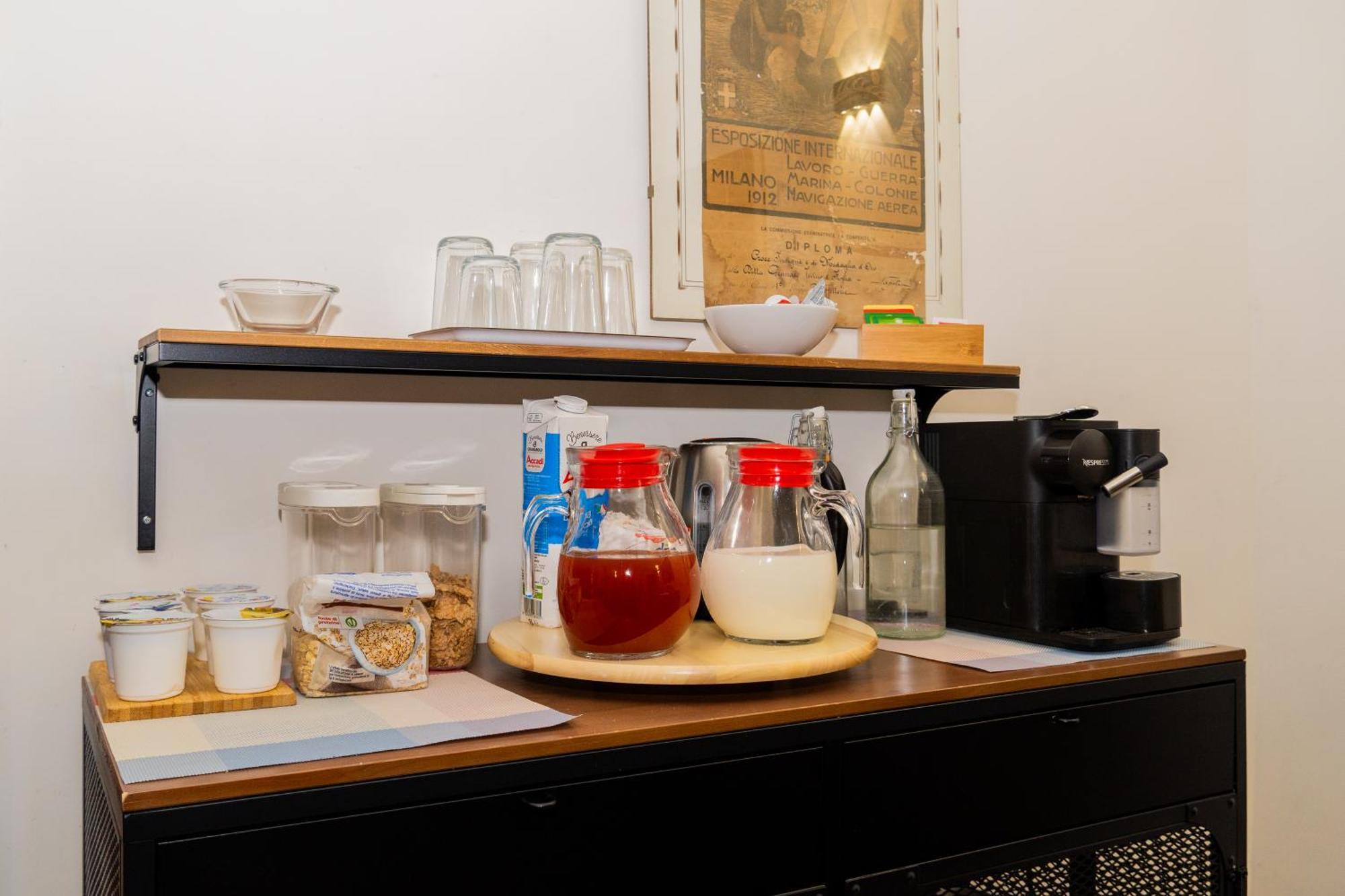 ナポリ La Puteca Bed & Breakfast エクステリア 写真